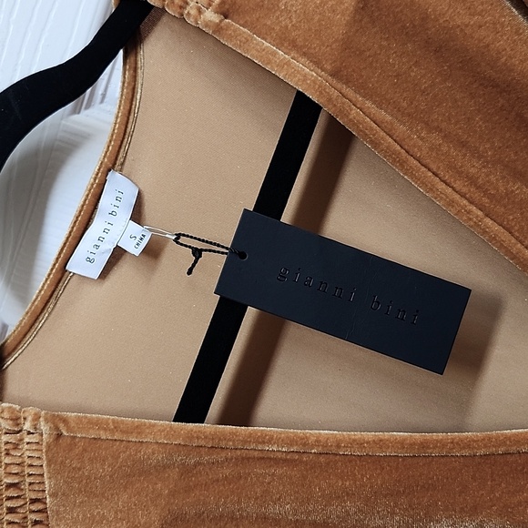 Gianni Bini Gold Velvet Long-sleeve Wrap Dress, Size S - Picture 4 of 6